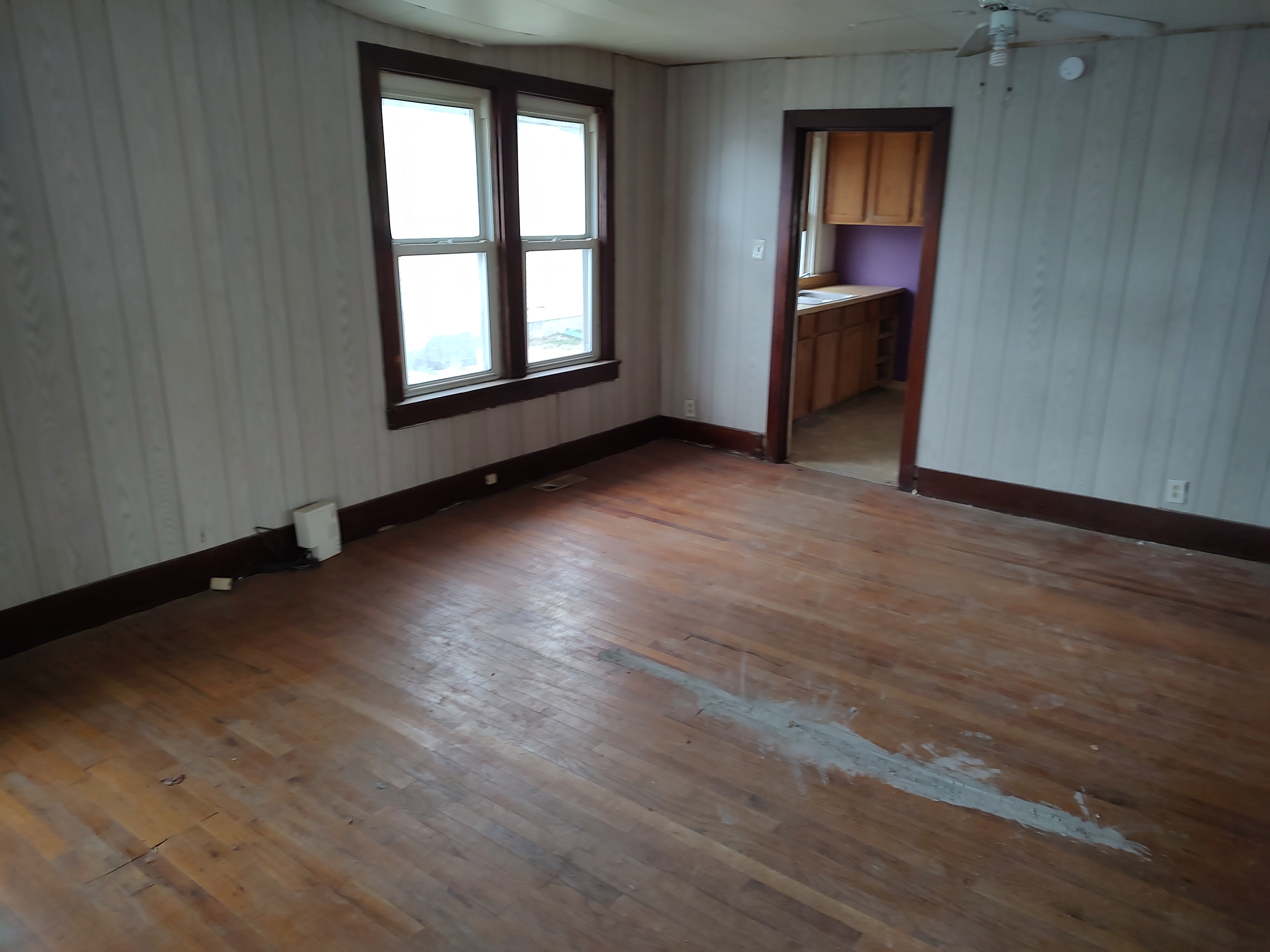 220 S Main St Griffin IN 47616