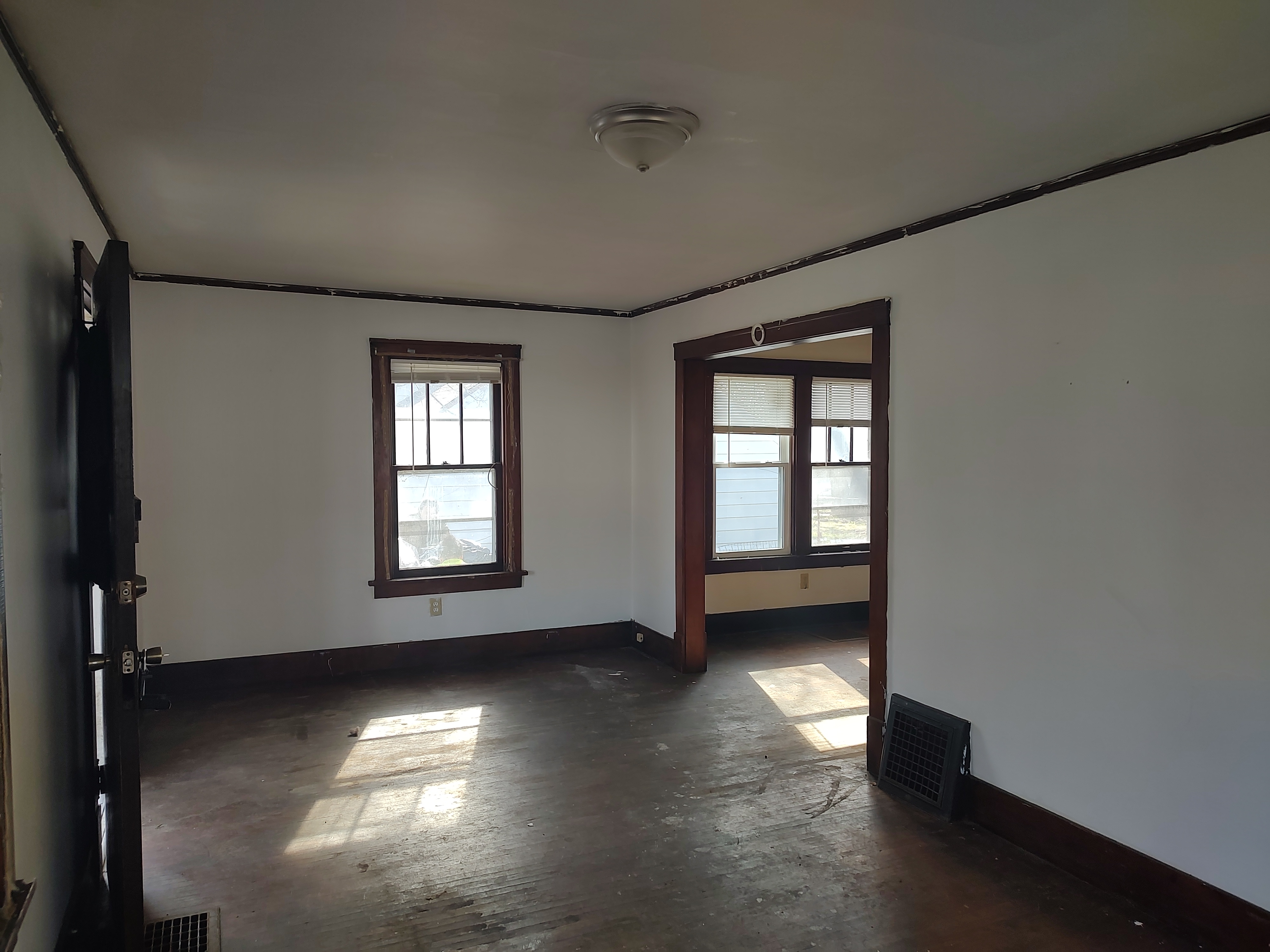 1828 W Latrobe St Peoria IL 61605