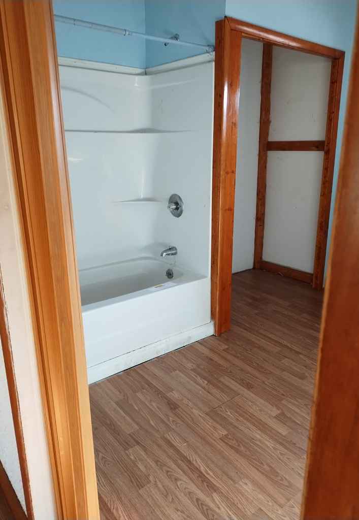 2210 Lane E, Wheeling, WV 26003