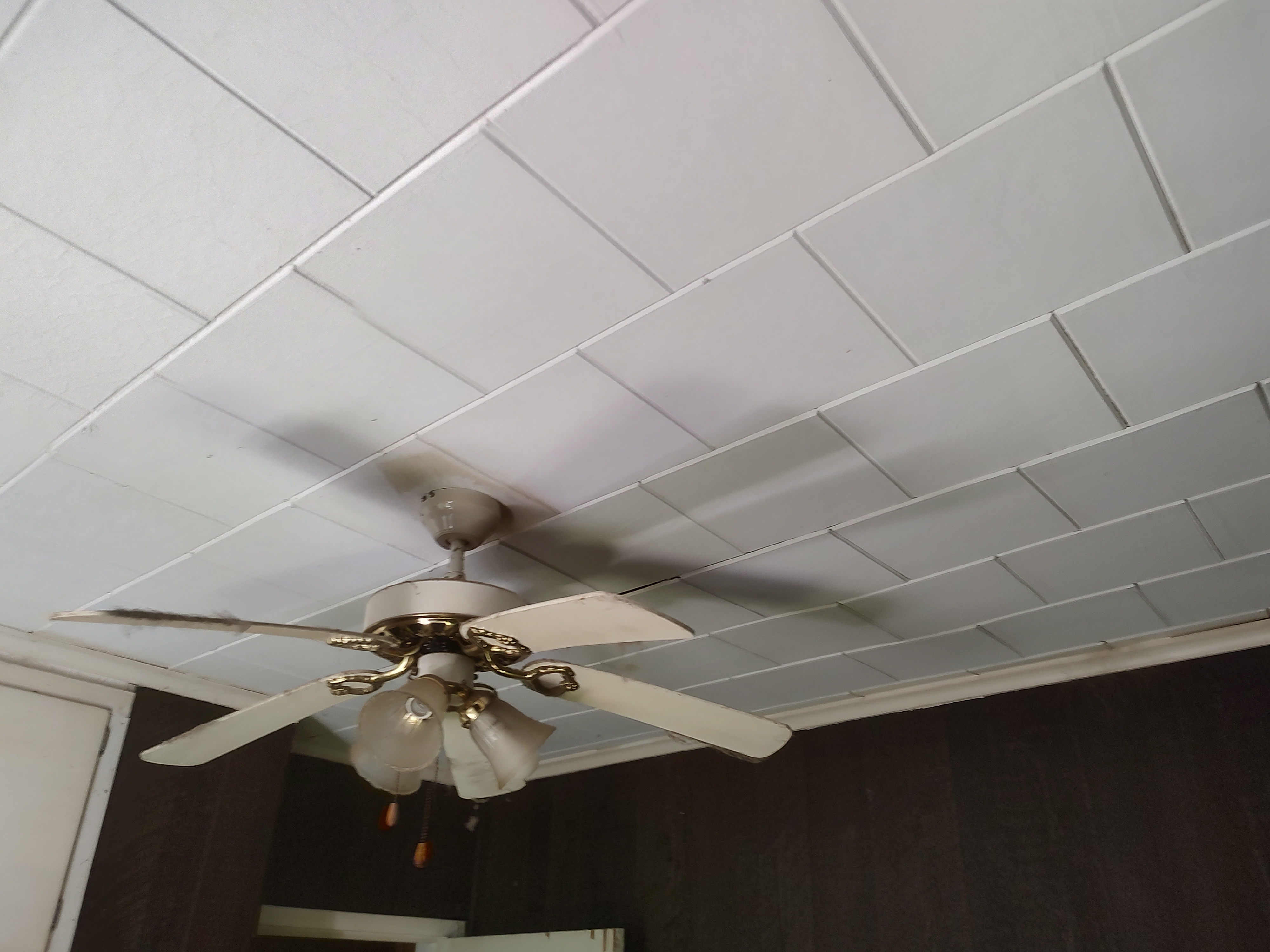 909 Fairland Street Benton IL 62812