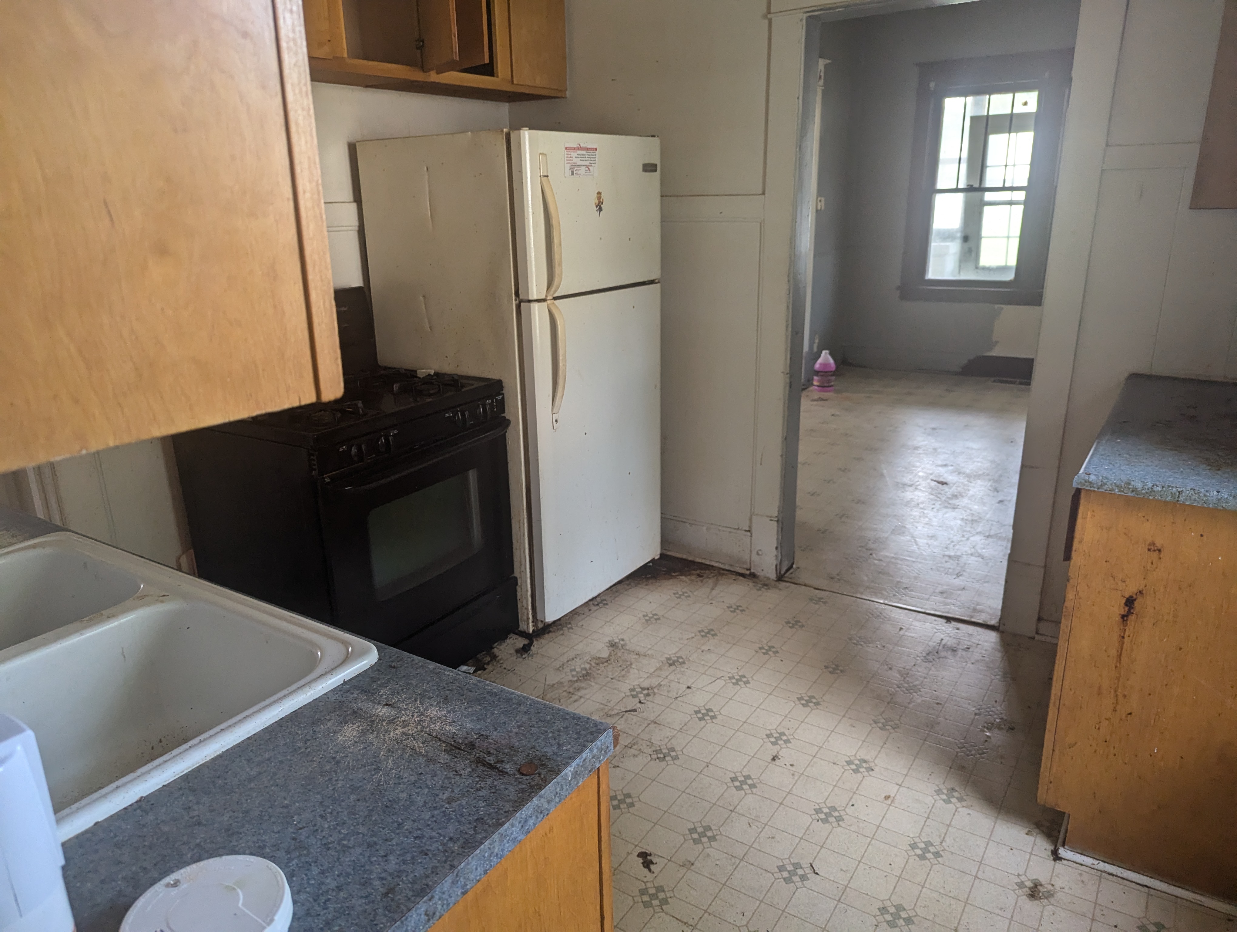 908 W Macqueen Ave, Peoria, IL 61604