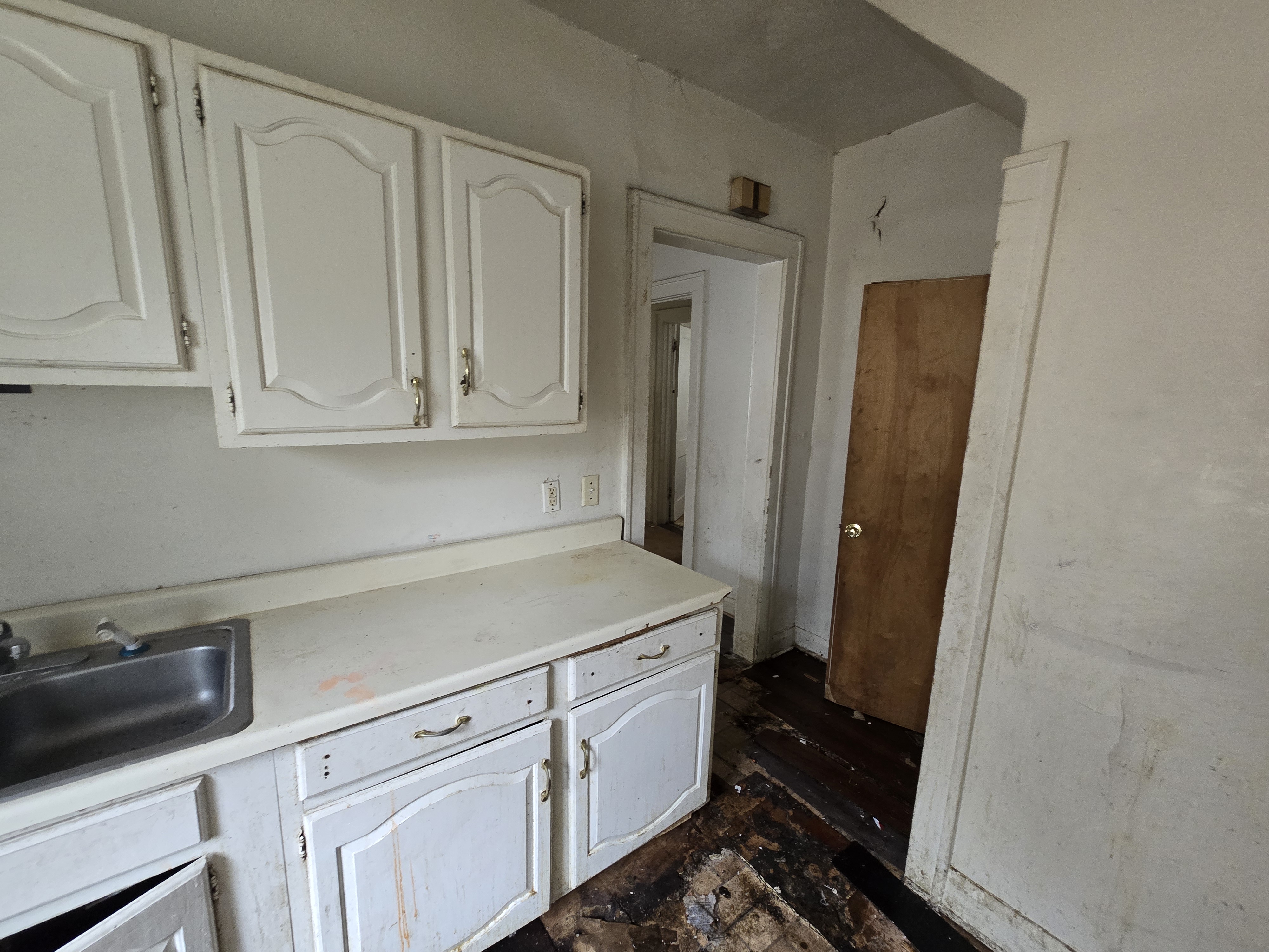 804 E. McClure Ave Peoria, IL, 61603