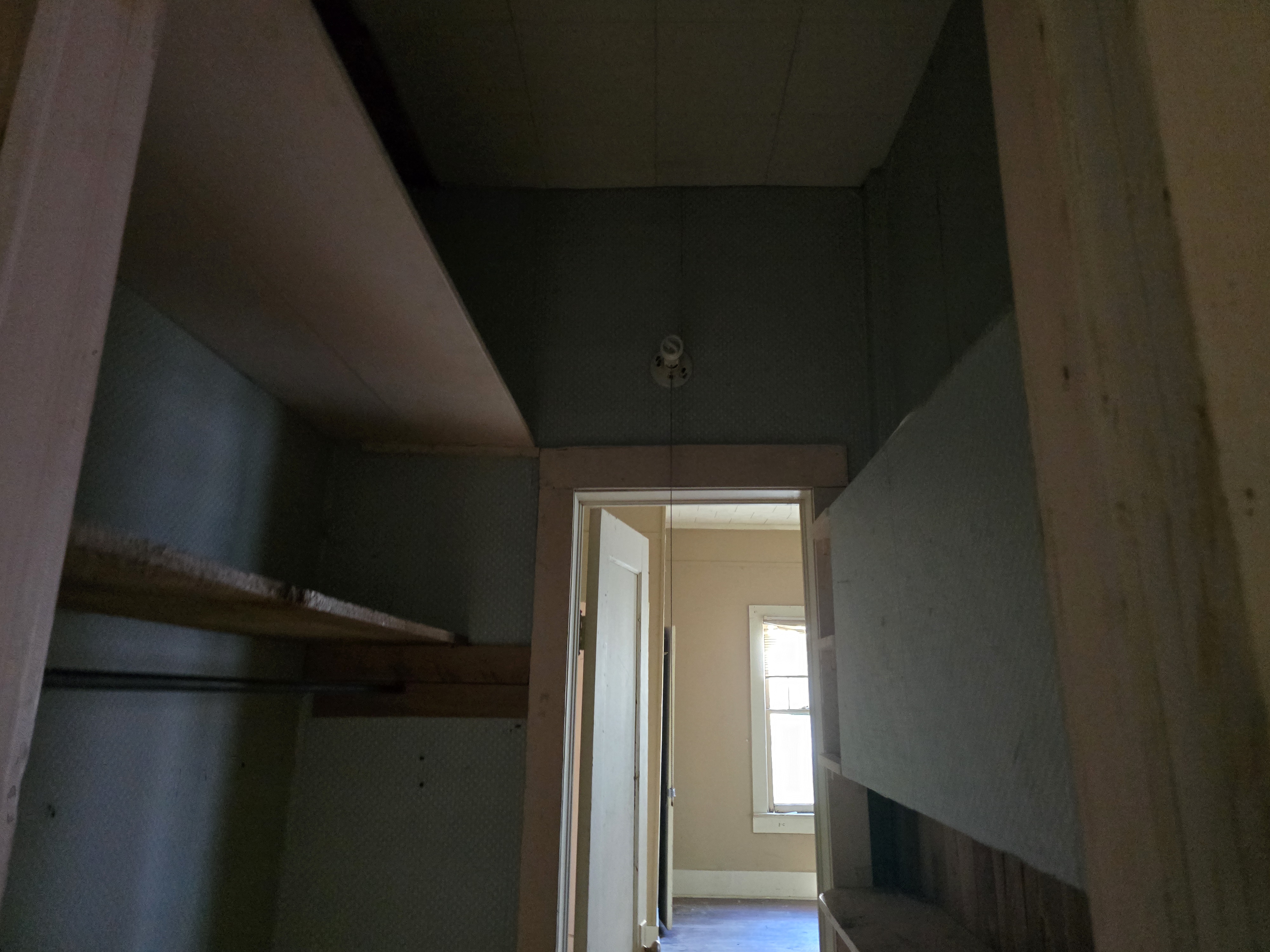 406 E 6th St, Stuttgart, AR 72160