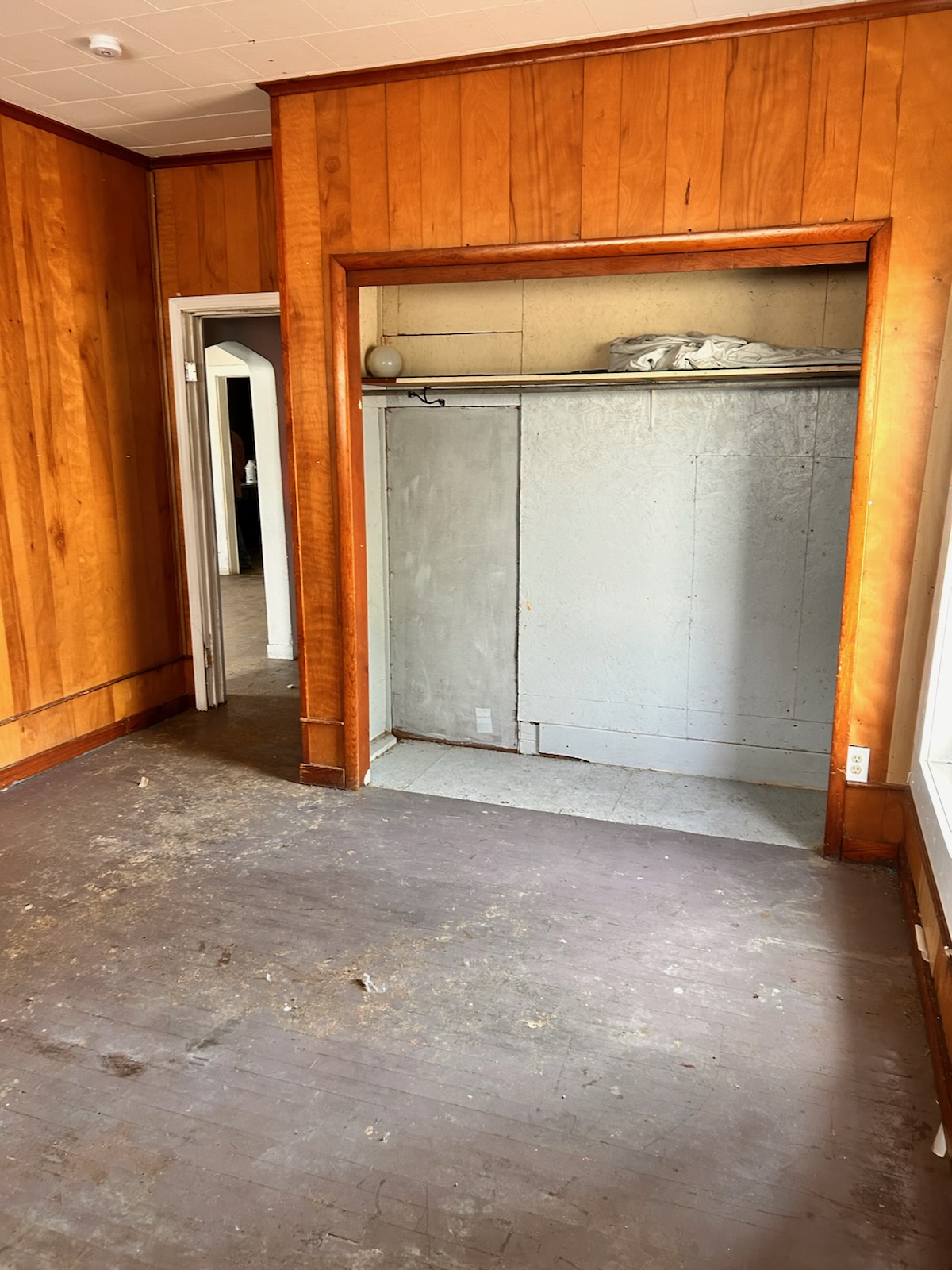 1410 E Poplar St West Frankfort IL 62896