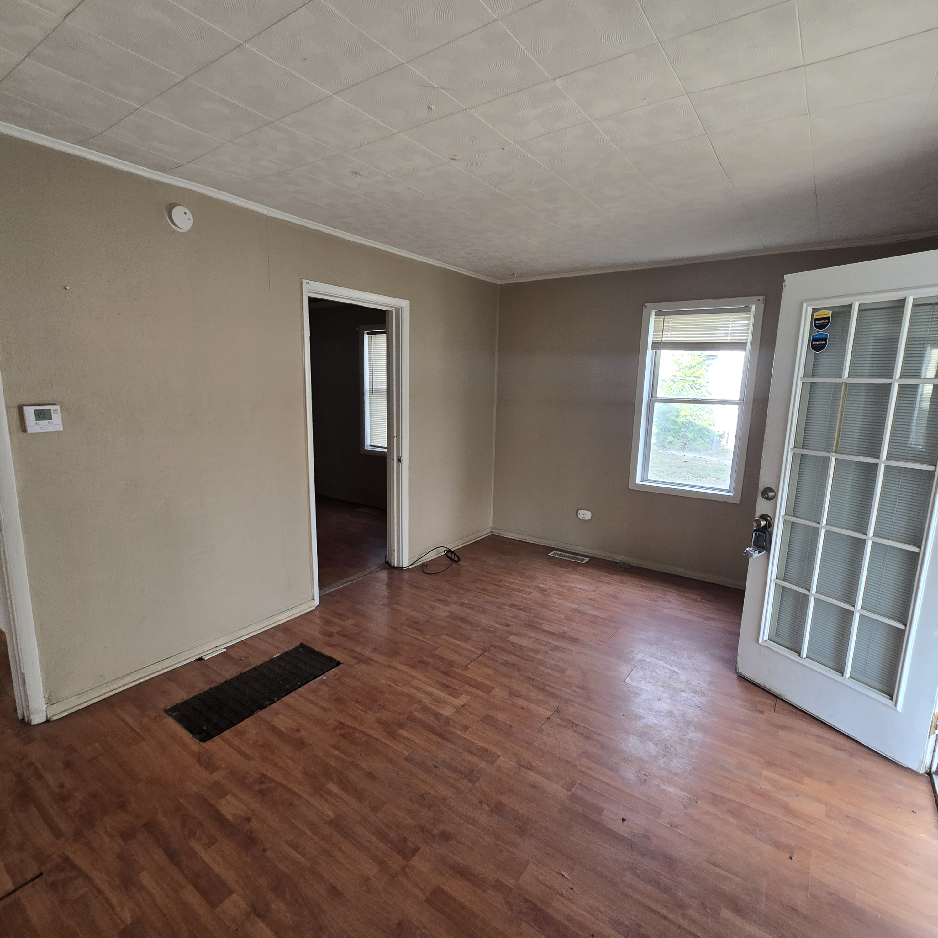 619 NE Rock Island Peoria IL 61603