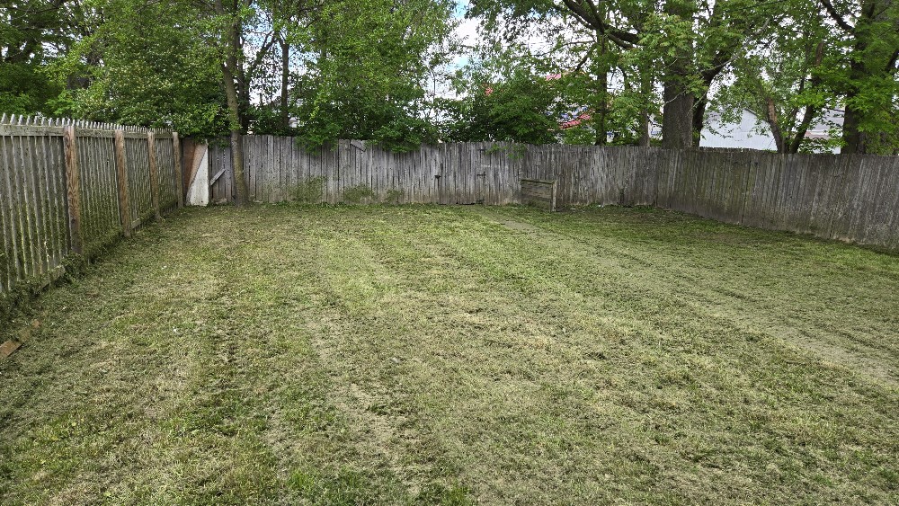 418 W 7th St Muncie IN 47302