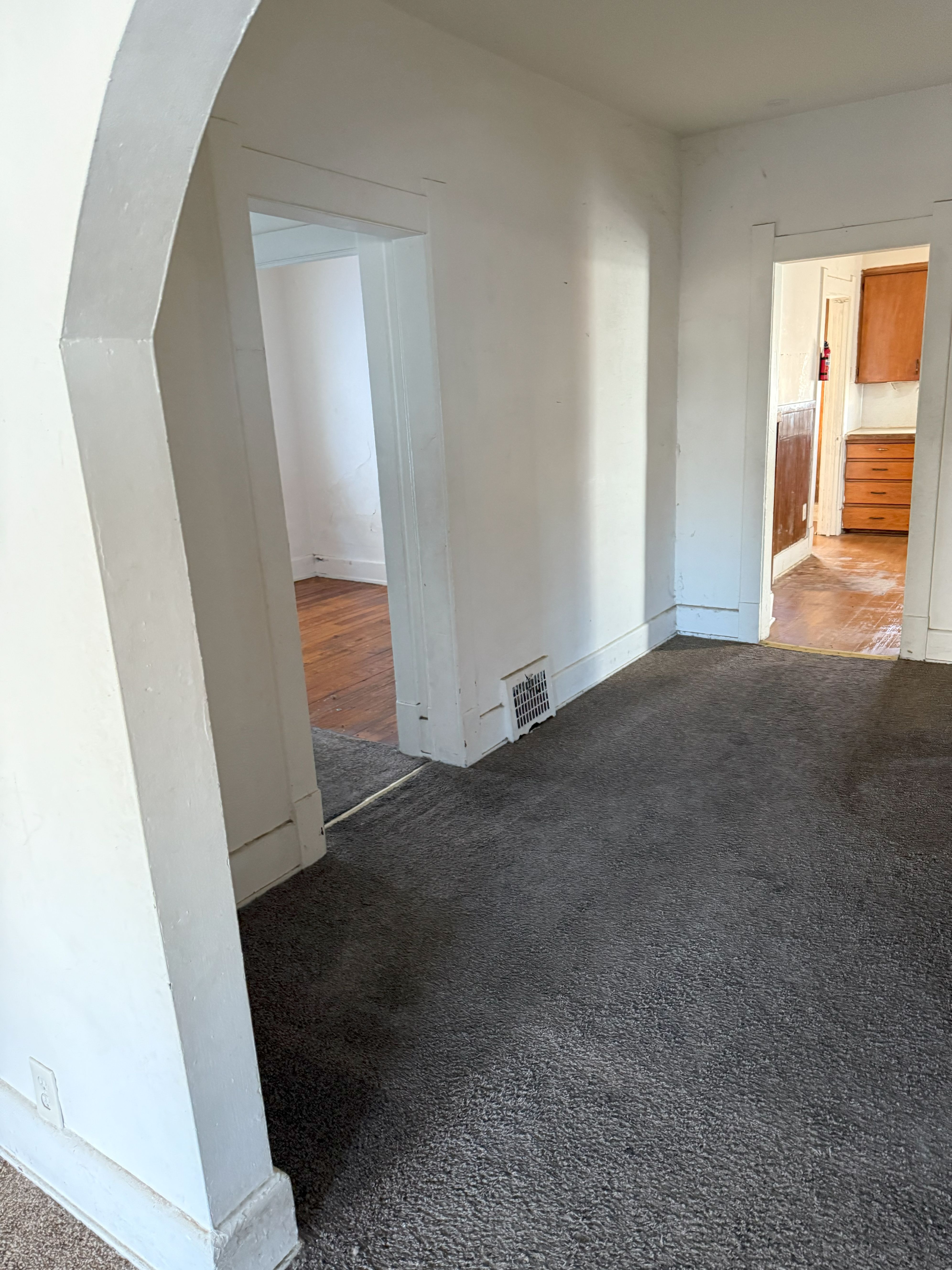 2923 Chestnut St Toledo OH 43608
