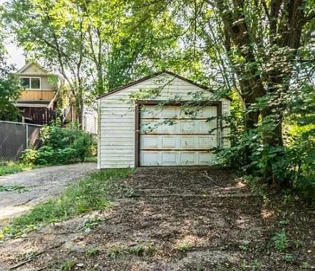 1507 S Livingston St Peoria IL 61605