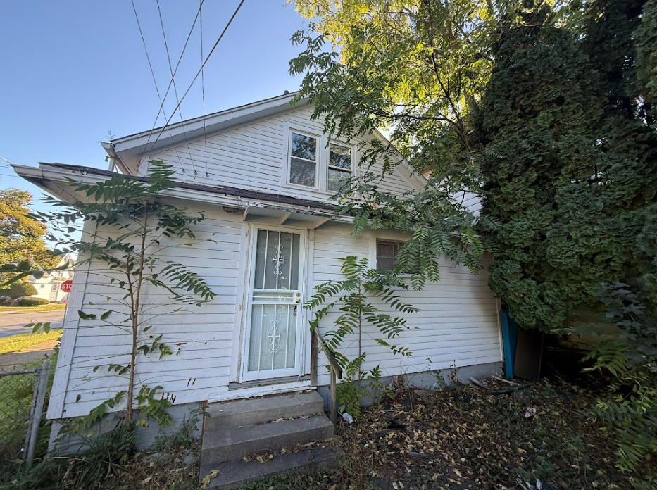 2831 Elm St Toledo OH 43608