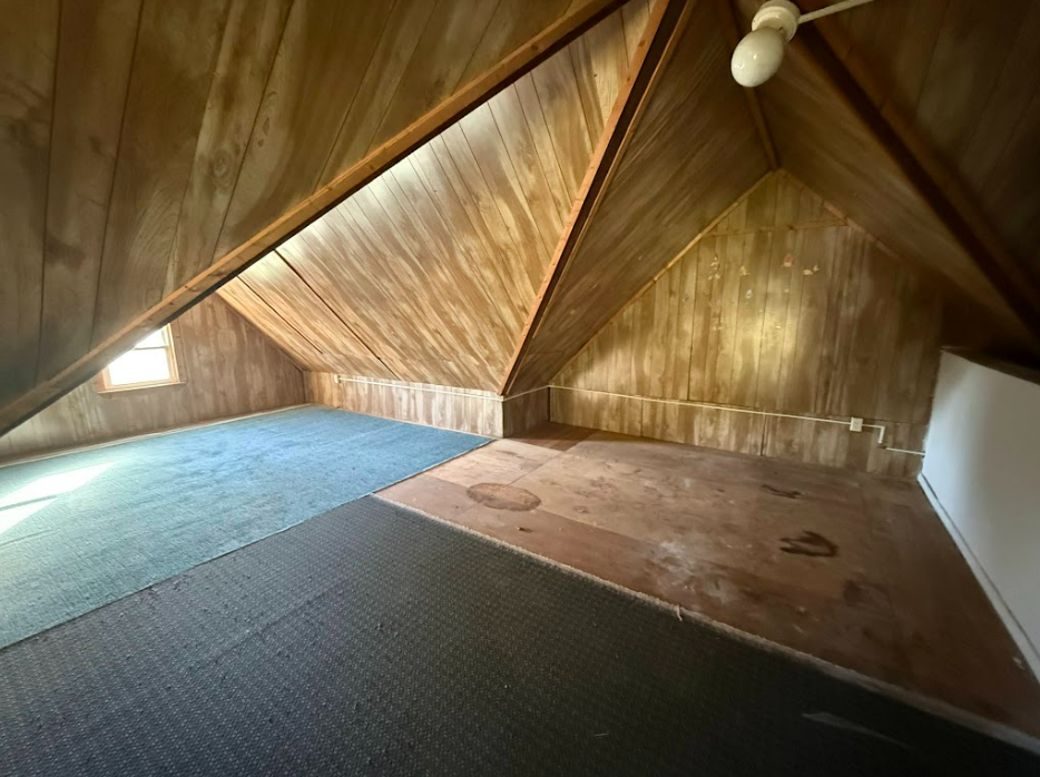 2831 Elm St Toledo OH 43608