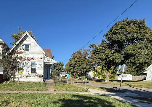 2831 Elm St Toledo OH 43608