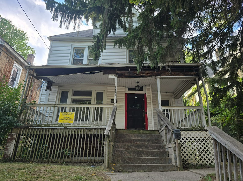 1825 N Peoria Ave Peoria IL 61603