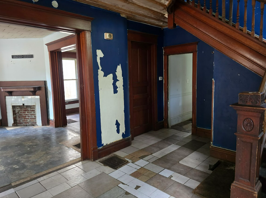 1825 N Peoria Ave Peoria IL 61603