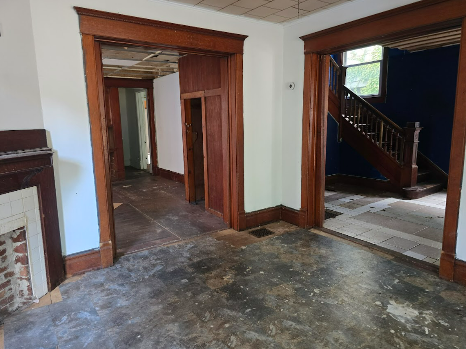 1825 N Peoria Ave Peoria IL 61603