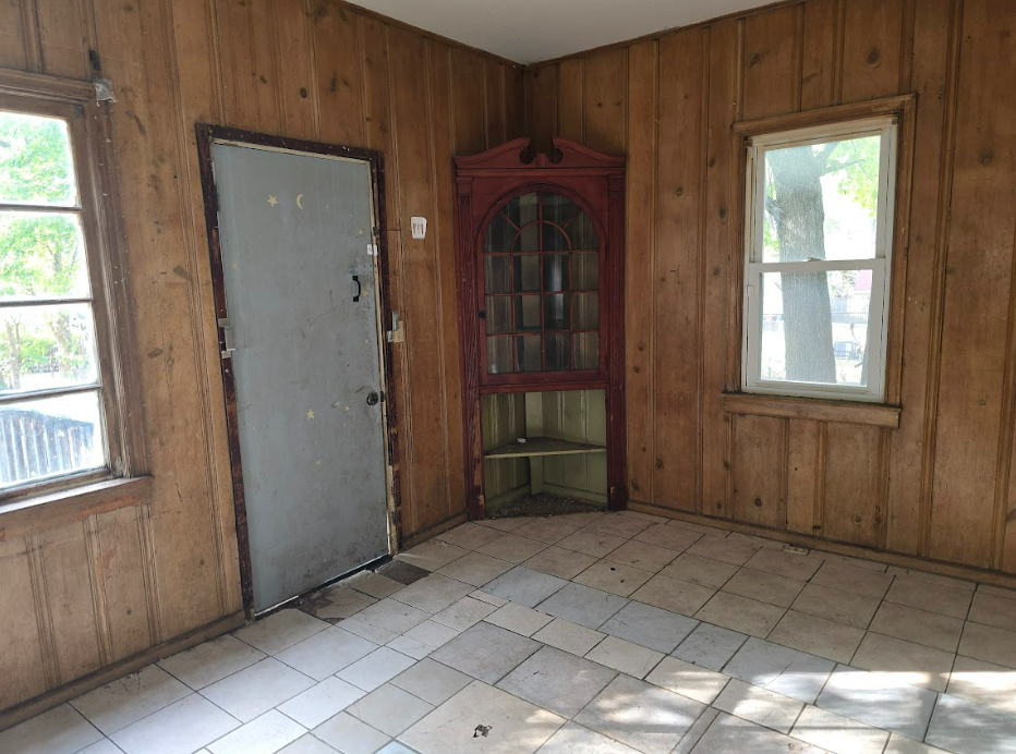 1825 N Peoria Ave Peoria IL 61603