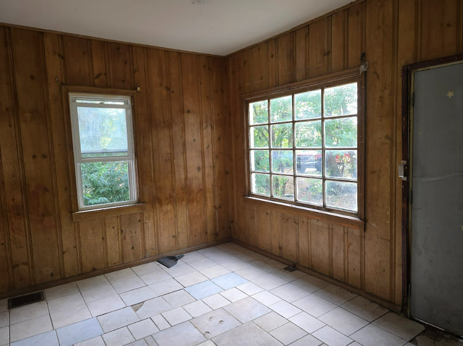 1825 N Peoria Ave Peoria IL 61603