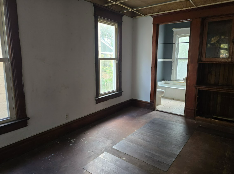 1825 N Peoria Ave Peoria IL 61603