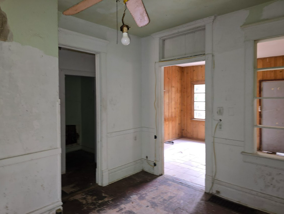 1825 N Peoria Ave Peoria IL 61603