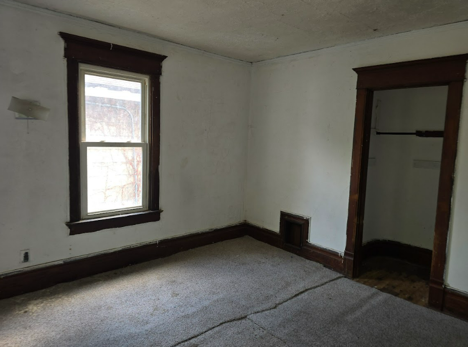 1825 N Peoria Ave Peoria IL 61603