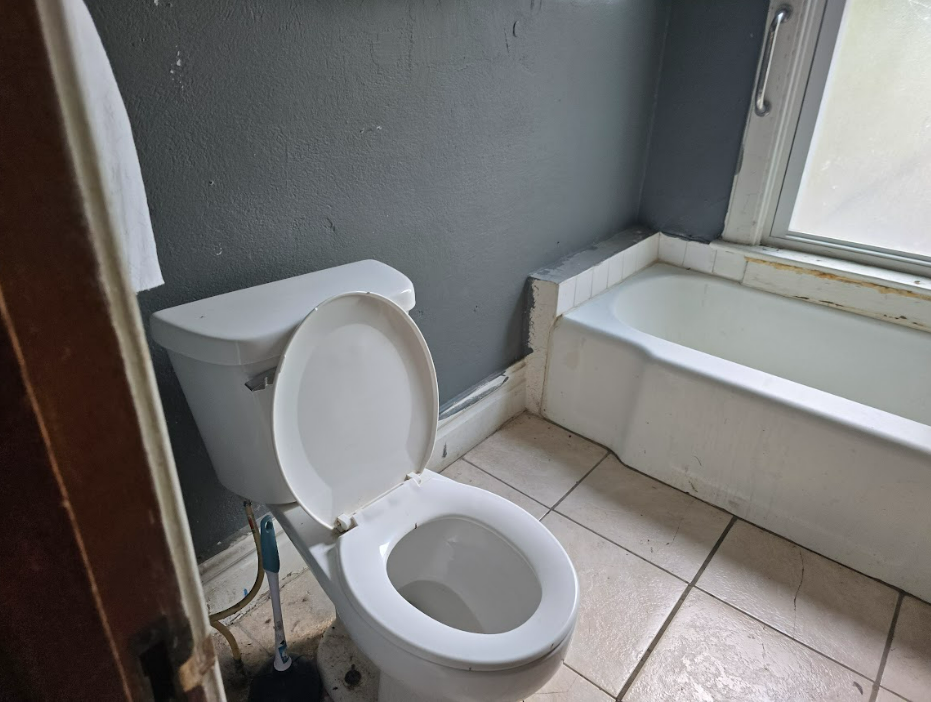 1825 N Peoria Ave Peoria IL 61603