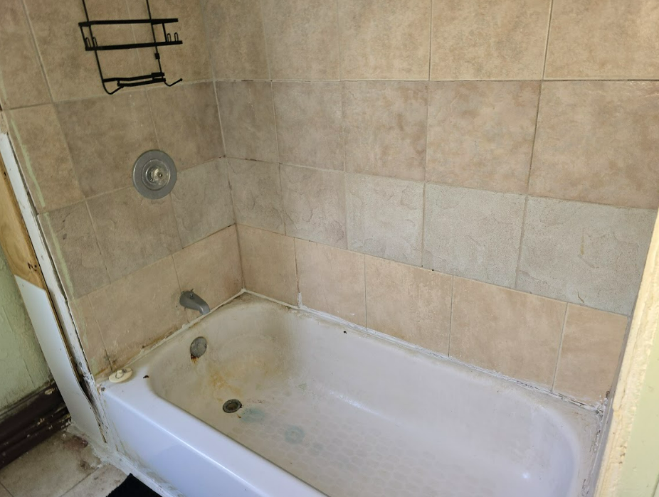 1825 N Peoria Ave Peoria IL 61603