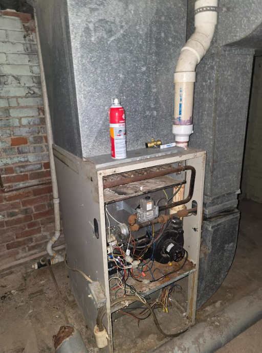 1825 N Peoria Ave Peoria IL 61603