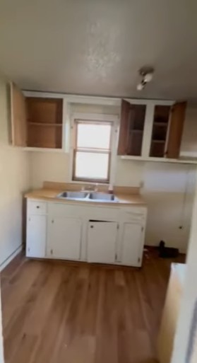 403 E Division St Decatur IL 62526