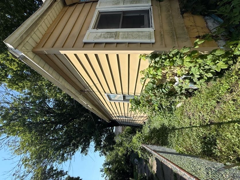 403 E Division St Decatur IL 62526