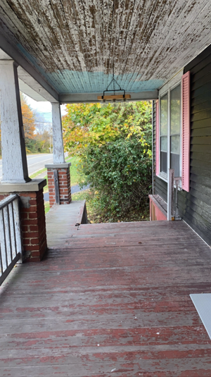 837 Kentucky Ave SW Norton VA 24273