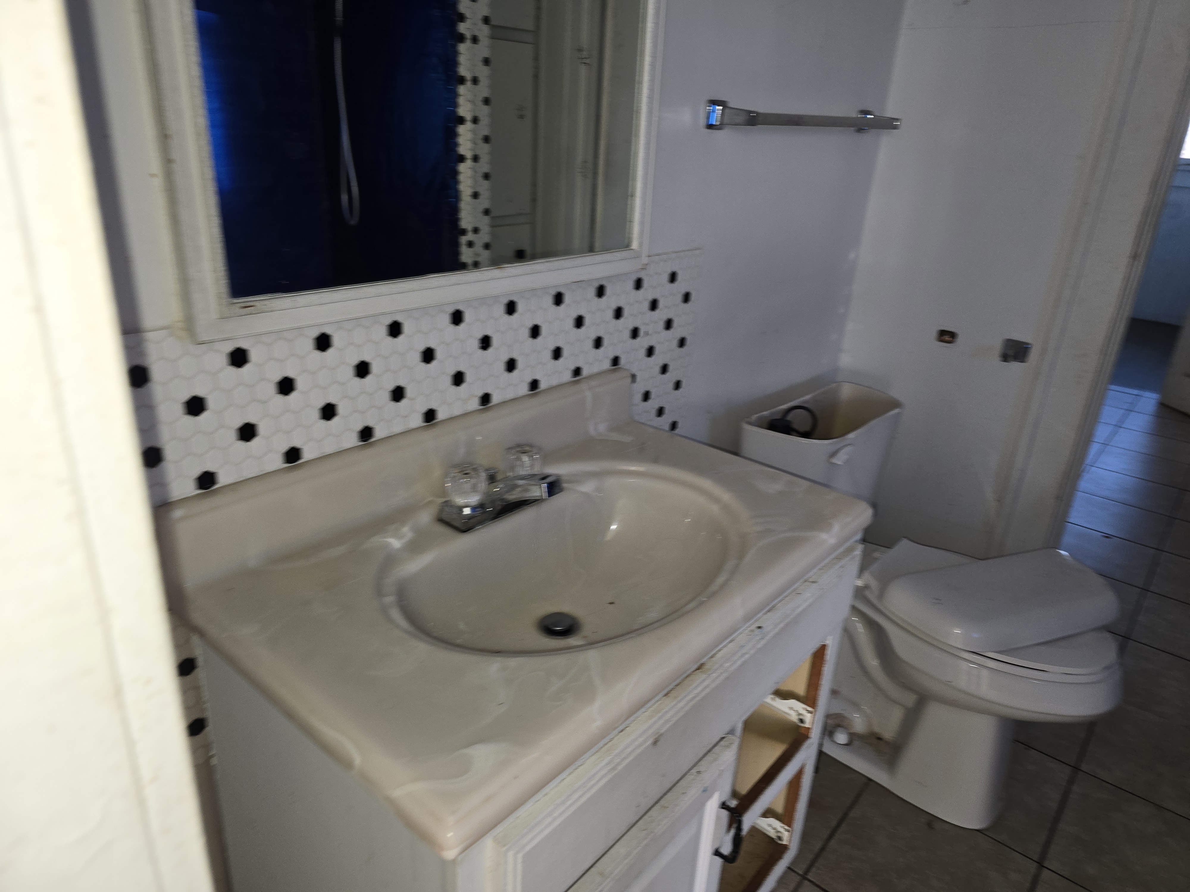 442 E Lincoln Ave Blackwell OK 74631