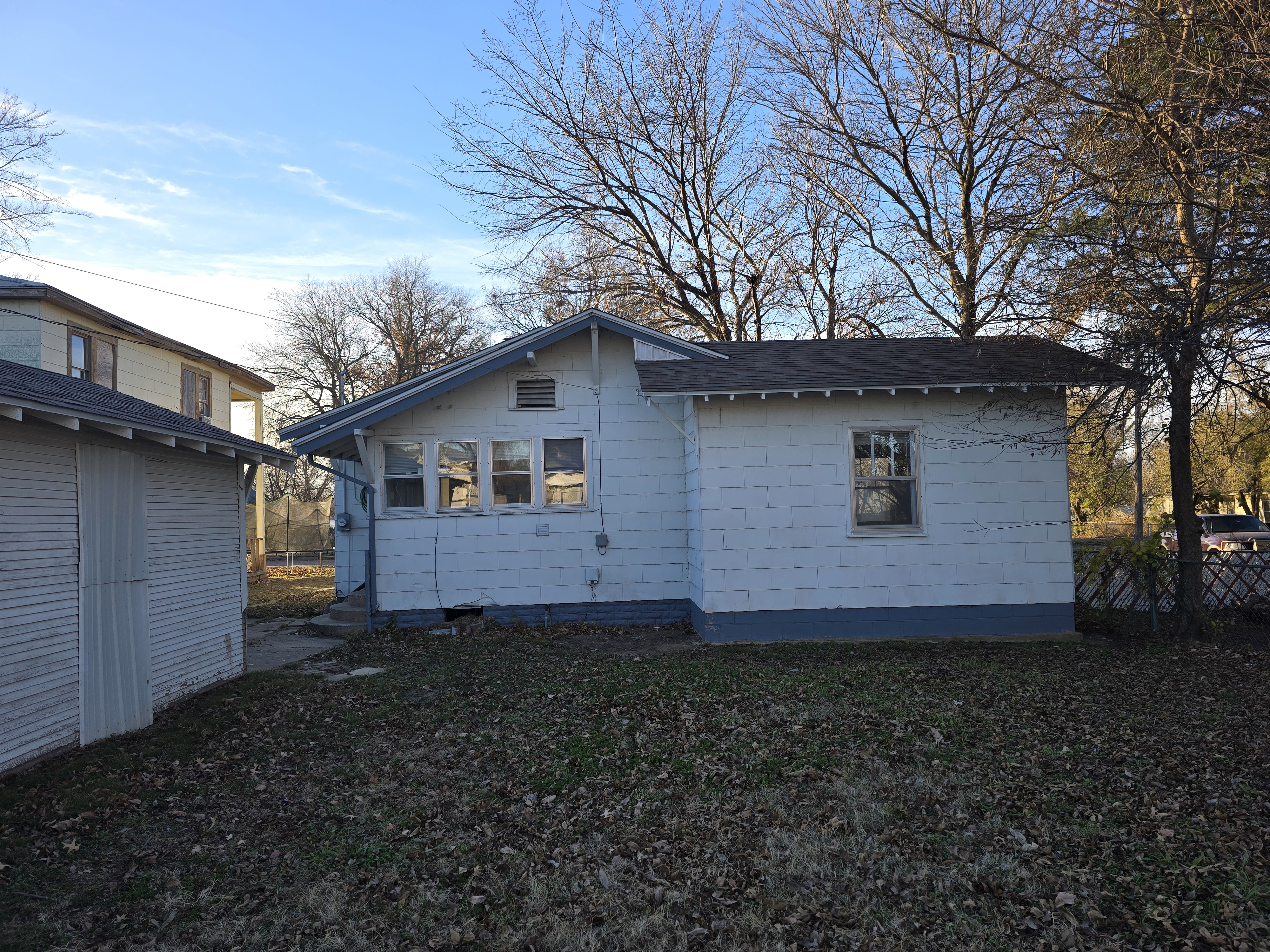 442 E Lincoln Ave Blackwell OK 74631