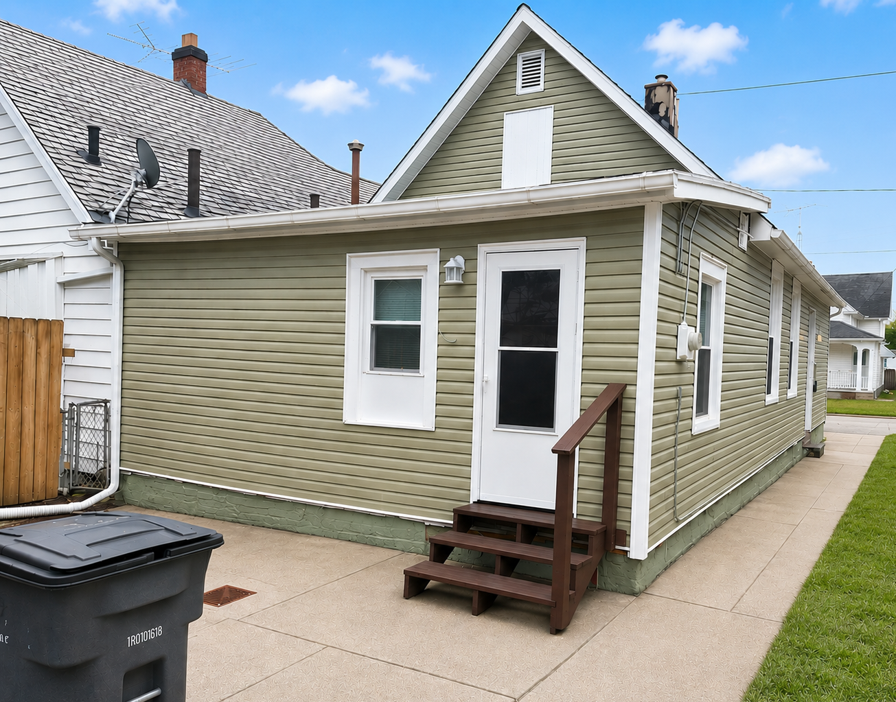 319 Dexter St, Toledo, OH 43608