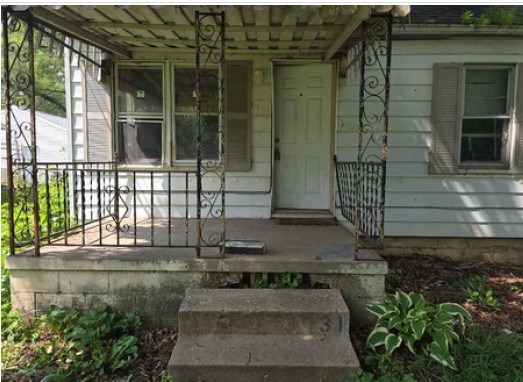 3031 W Meidroth St, Peoria, IL 61605