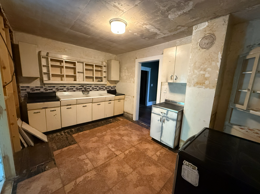 837 Kentucky Ave SW Norton VA 24273