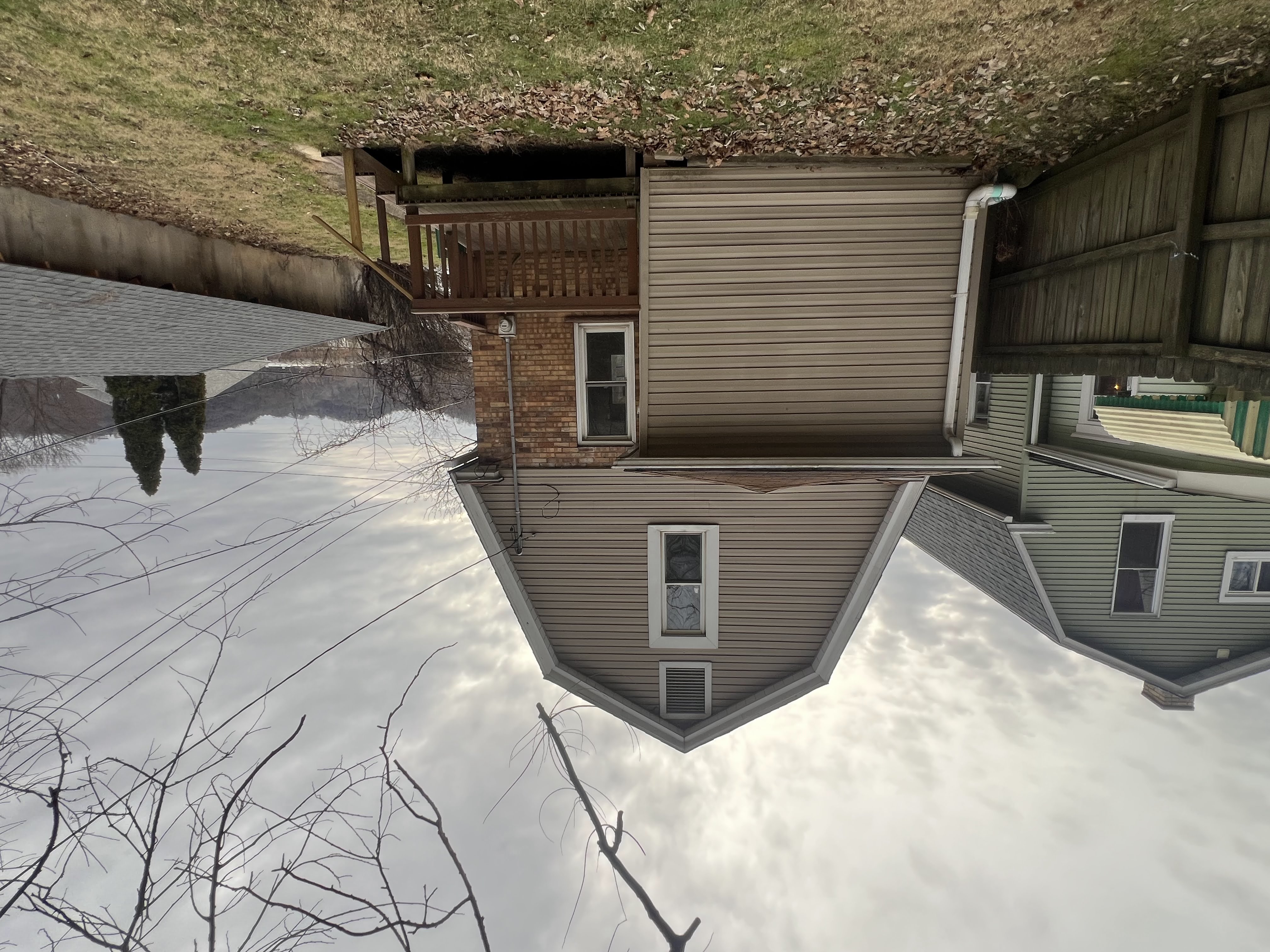 230 Locust St Ambridge, PA 15003