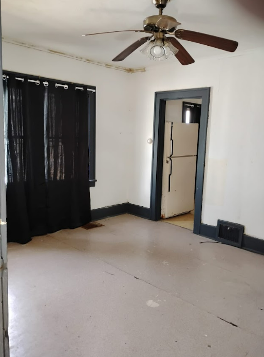 2214 N Linsley Ave Peoria IL 61604