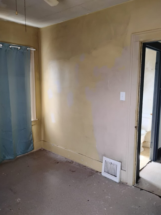 2214 N Linsley Ave Peoria IL 61604