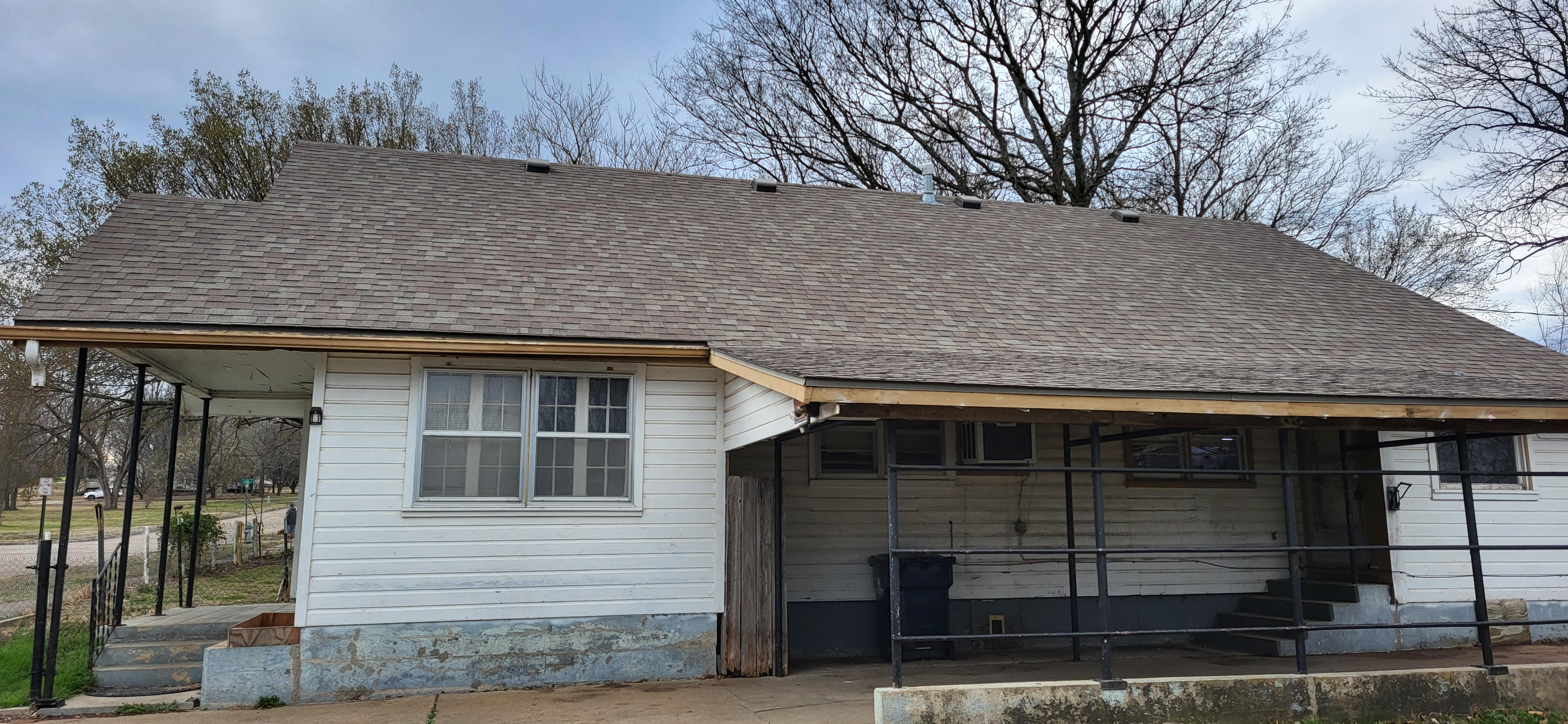 908 E  Edison St Independnce KS 67301