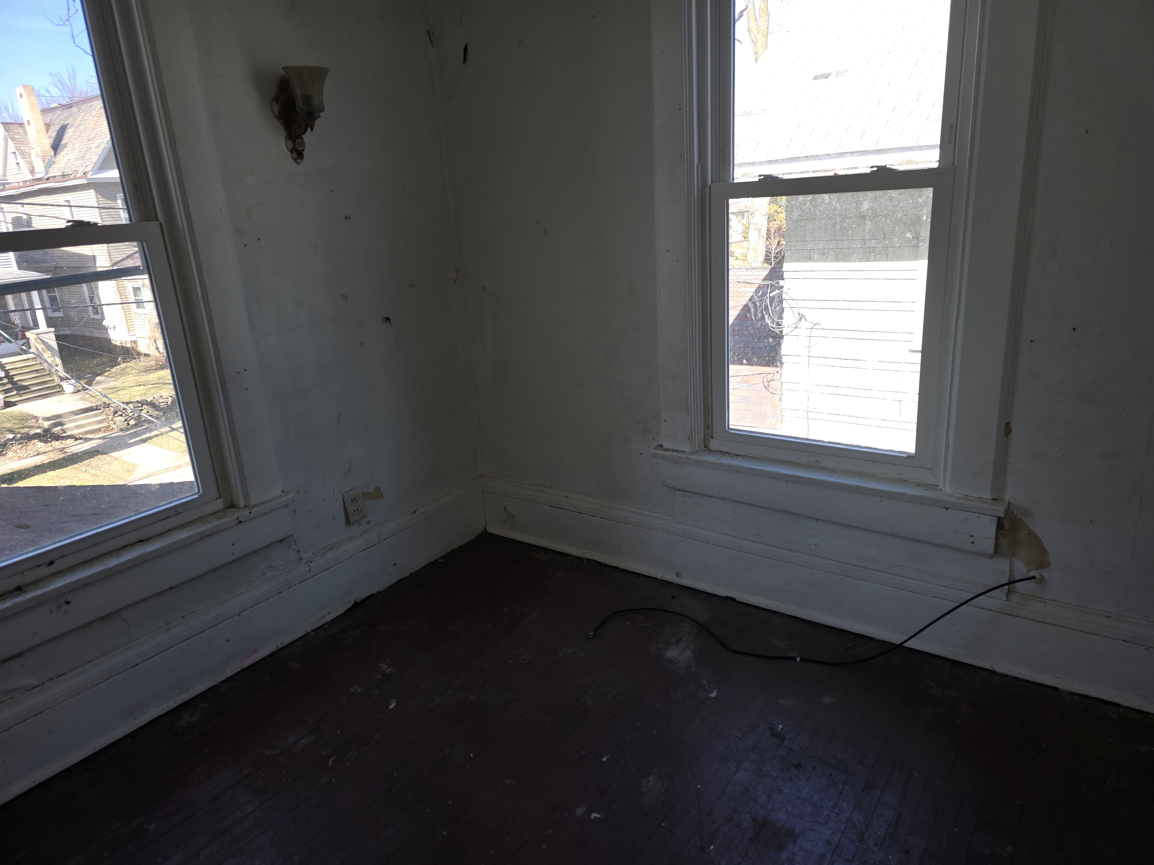 1806 N Peoria Ave Peoria IL 61603