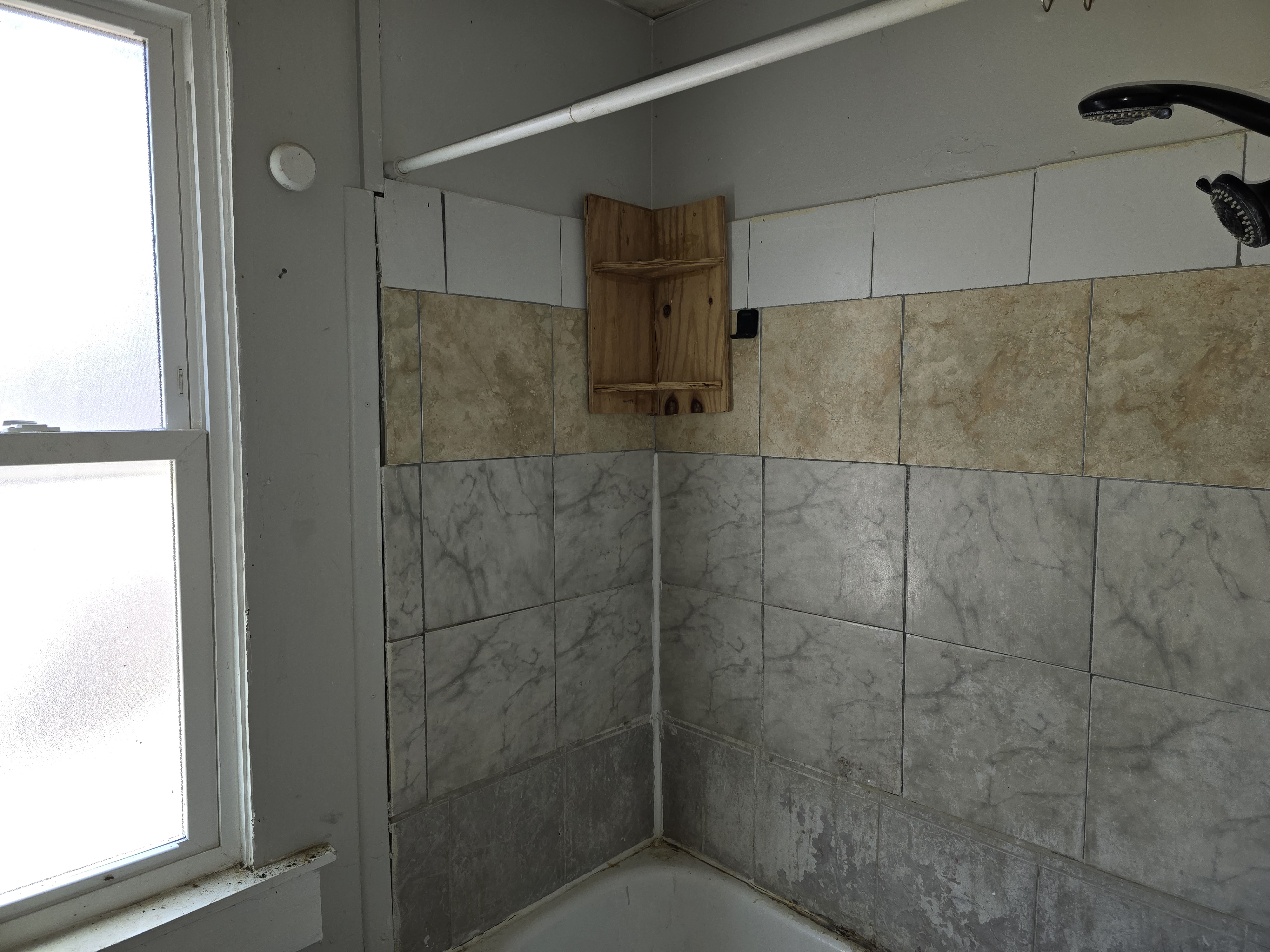 1806 N Peoria Ave Peoria IL 61603