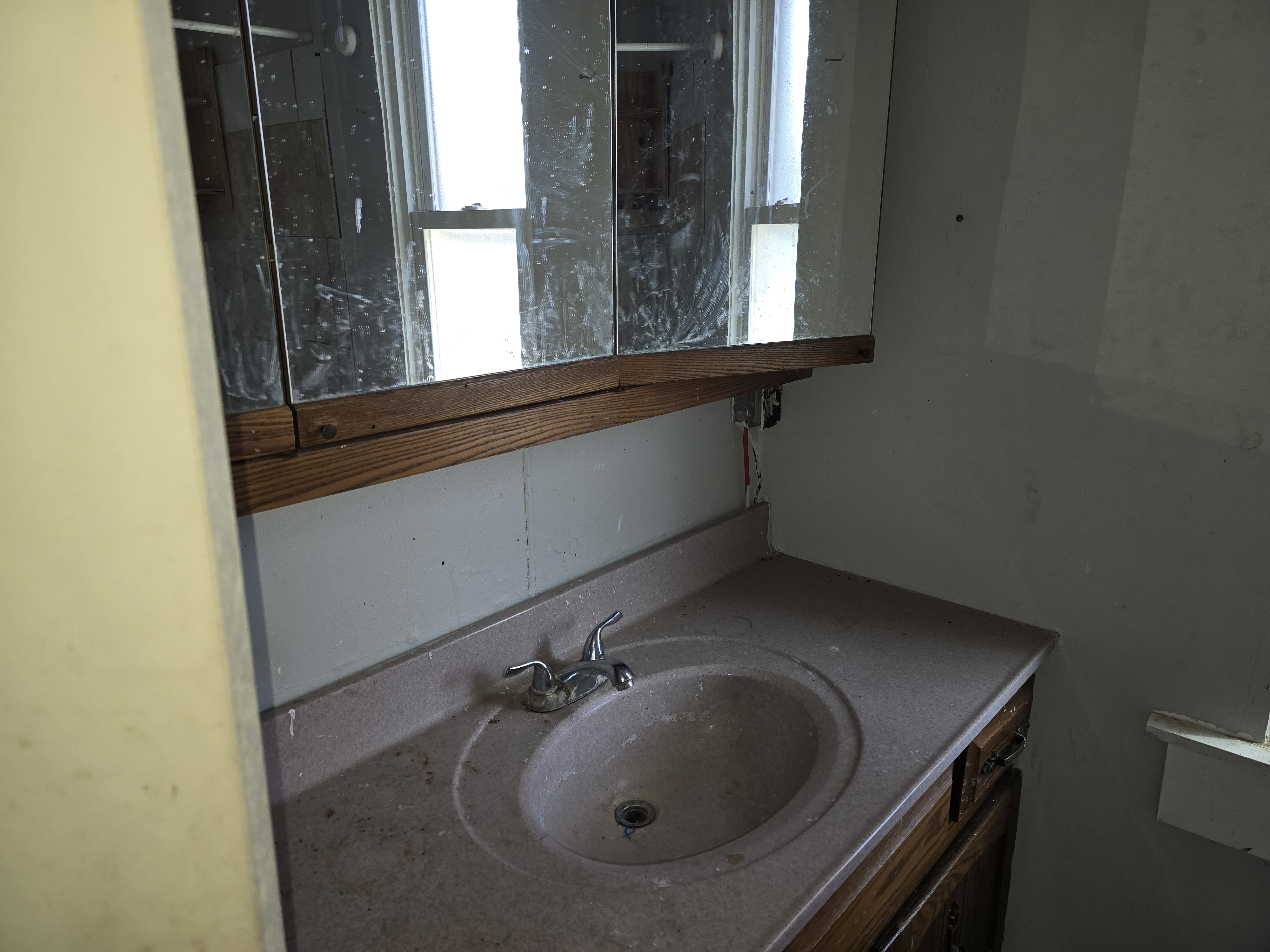 1806 N Peoria Ave Peoria IL 61603