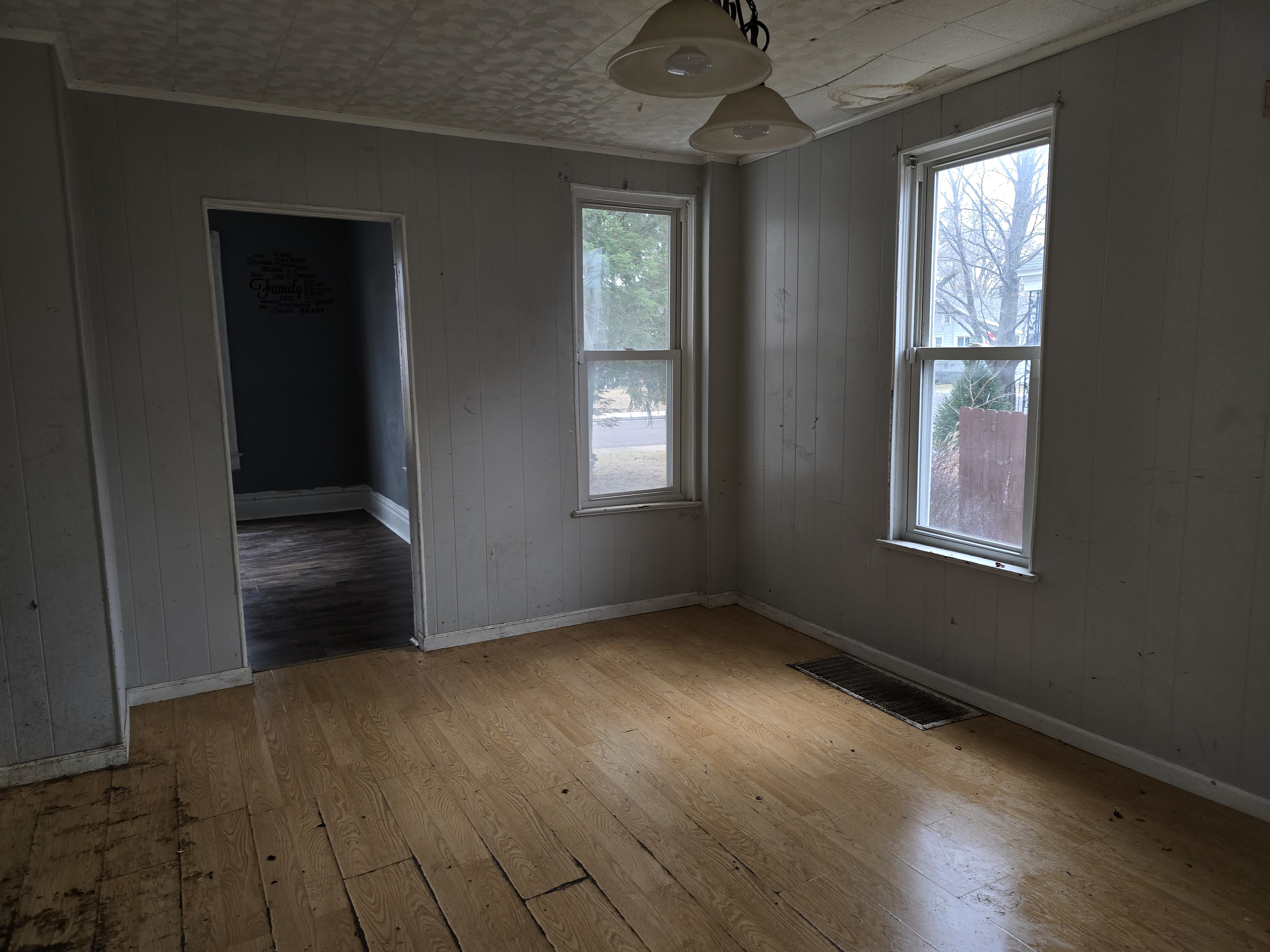 505 E Virginia Ave Peoria IL 61603