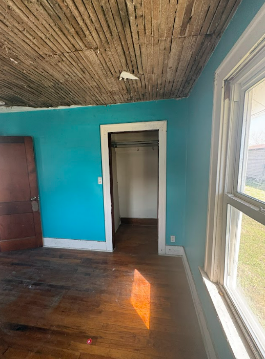 220 S Main St Griffin IN 47616