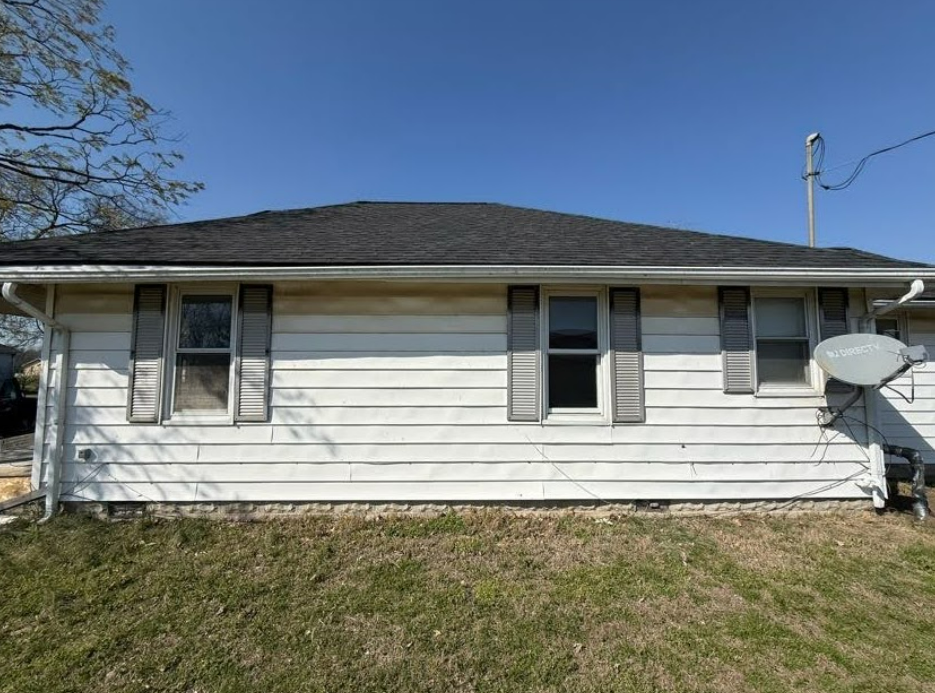 220 S Main St Griffin IN 47616