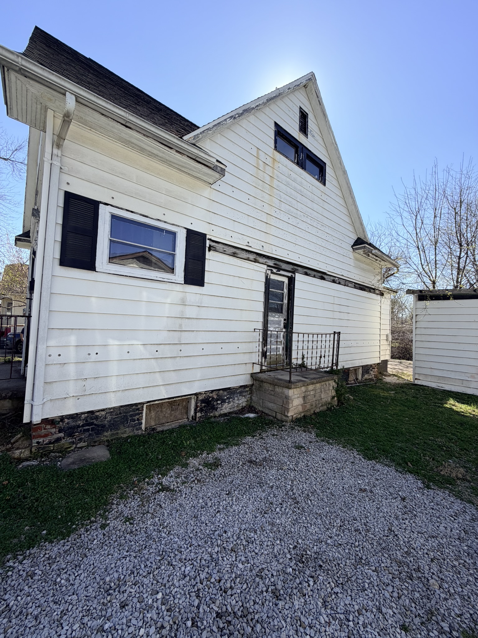 332 French St Sullivan IN 47882