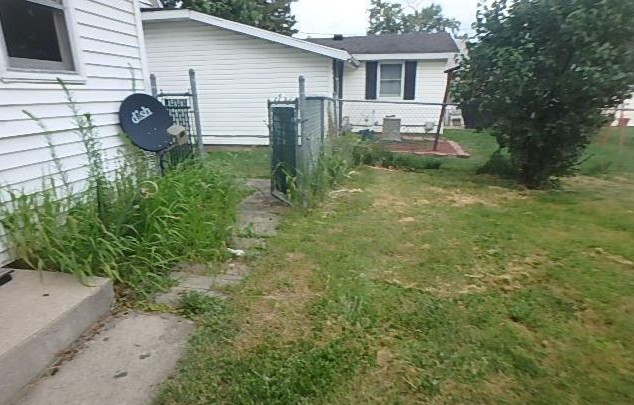 521 W Franklin St Hartford City IN 47348