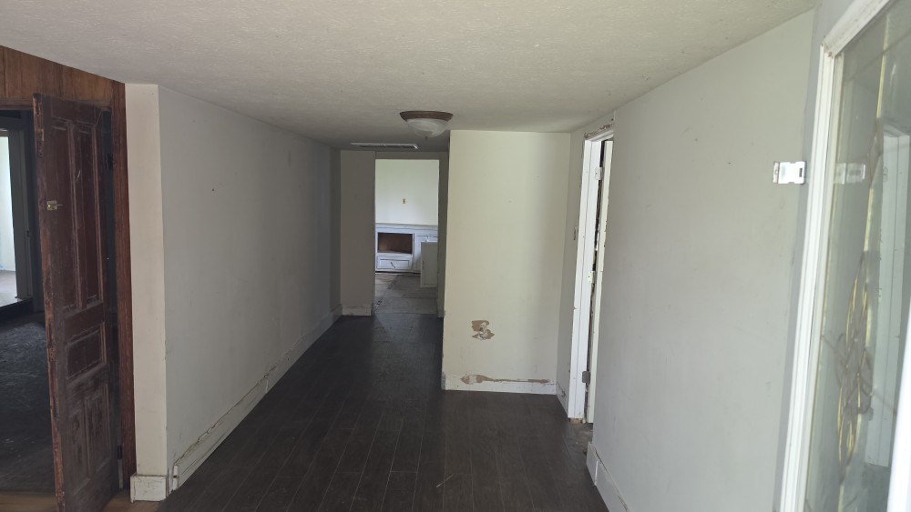 244 S Mann Ave Albany IN 473209