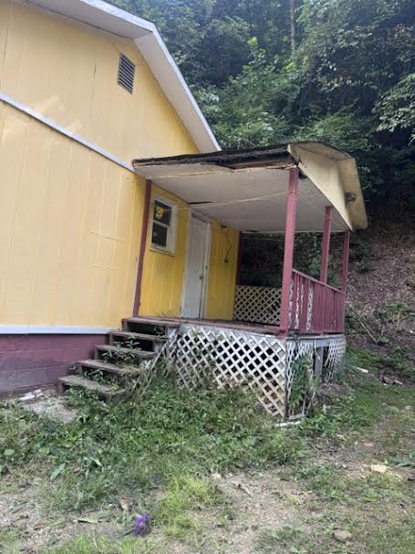 941 Darb Fork Hallow Hazard KY 41701