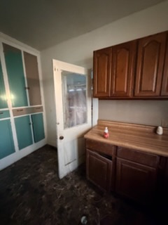 205 5th St E Hammond IL 61929