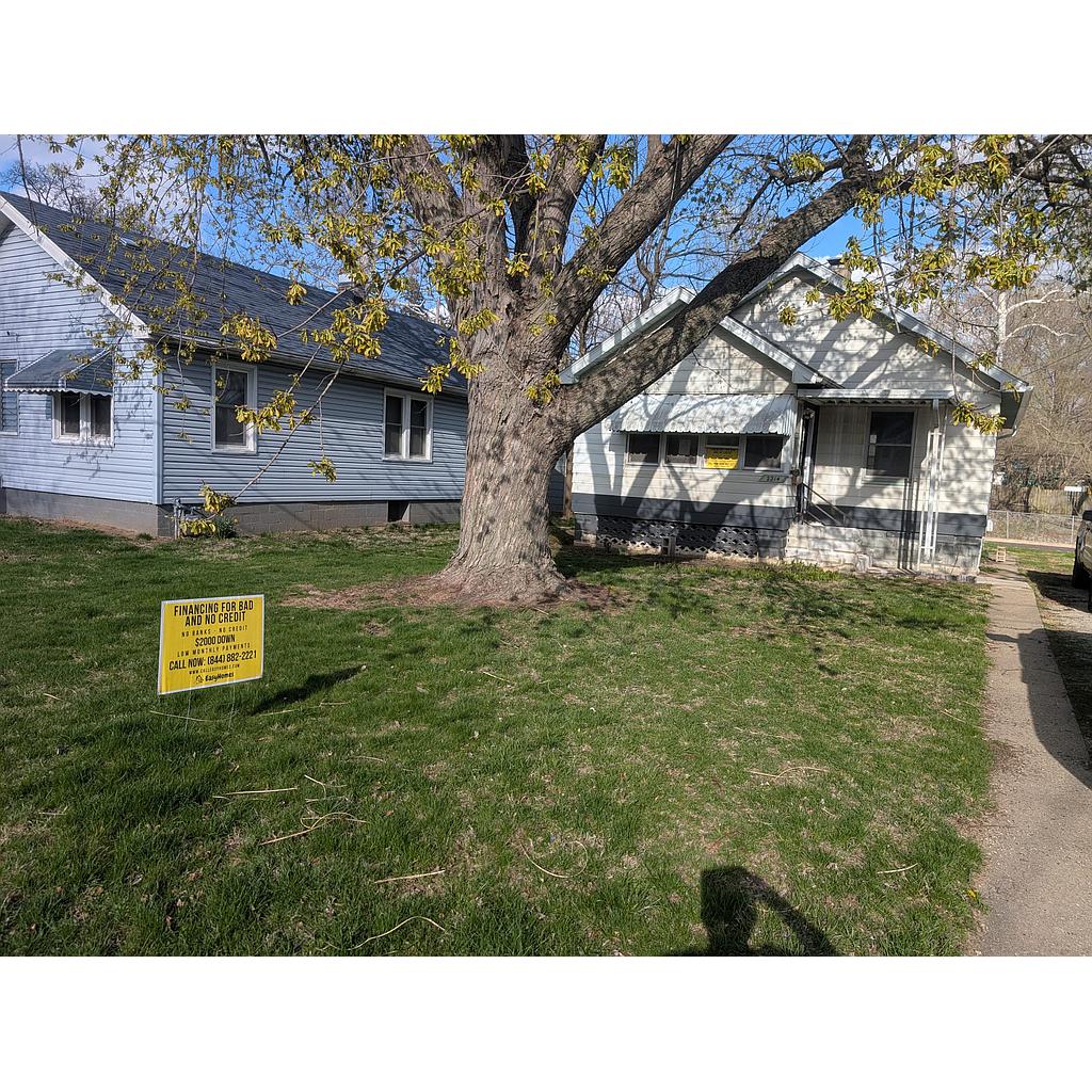 2214 N Linsley Ave Peoria IL 61604